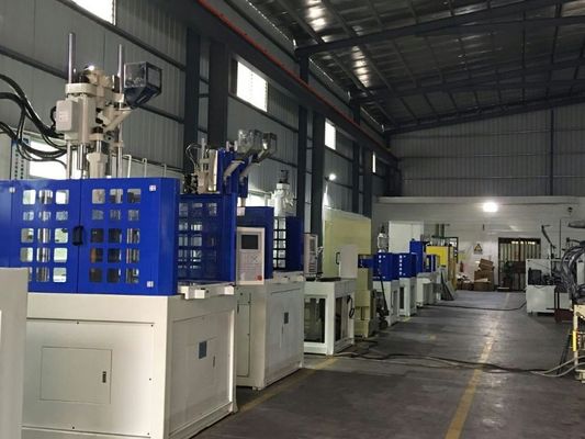 45T الدوارة العمودية آلة صب الحقن 9kW مع 45mm ضربة القذف