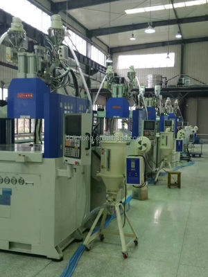 PP مزدوج الألوان سكين مقبض عمودي آلة صناعة القالب البلاستيكية JTT-550 2V-3R