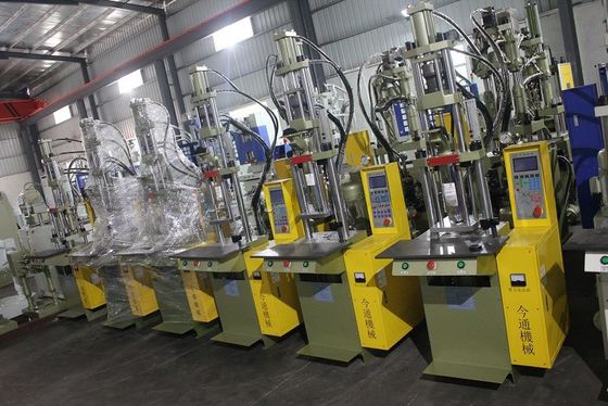 55T عالية السرعة العمودية حقن طلاء آلة 12kW 1 سنة ضمان