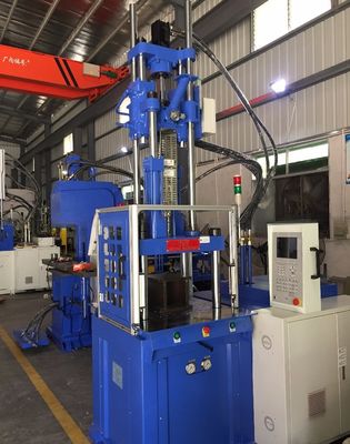 200MM ضربة افتتاحية 55T هيدروليكي عمودي حقن آلة طلاء مع 2 طاولة عمل