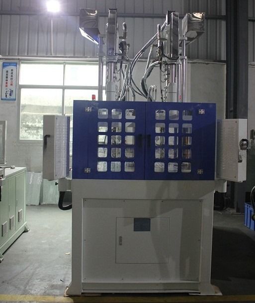 30mm قطر المسمار متعددة الألوان العمودية آلة صناعة القالب البلاستيكية JTT-550 2V-3R